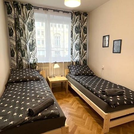 Warszawa Krucza Pokoje Bagian luar foto