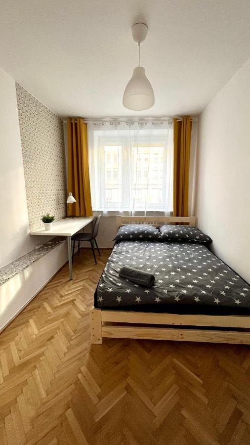 Warszawa Krucza Pokoje Bagian luar foto