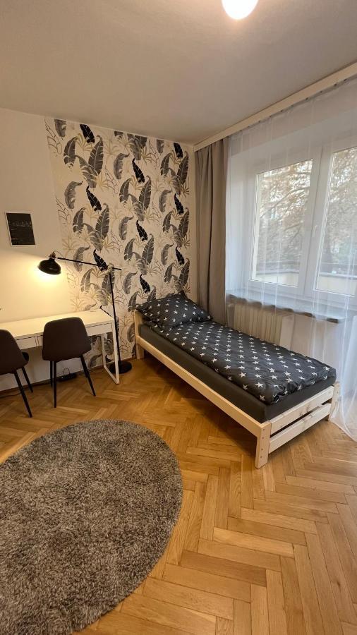 Warszawa Krucza Pokoje Bagian luar foto